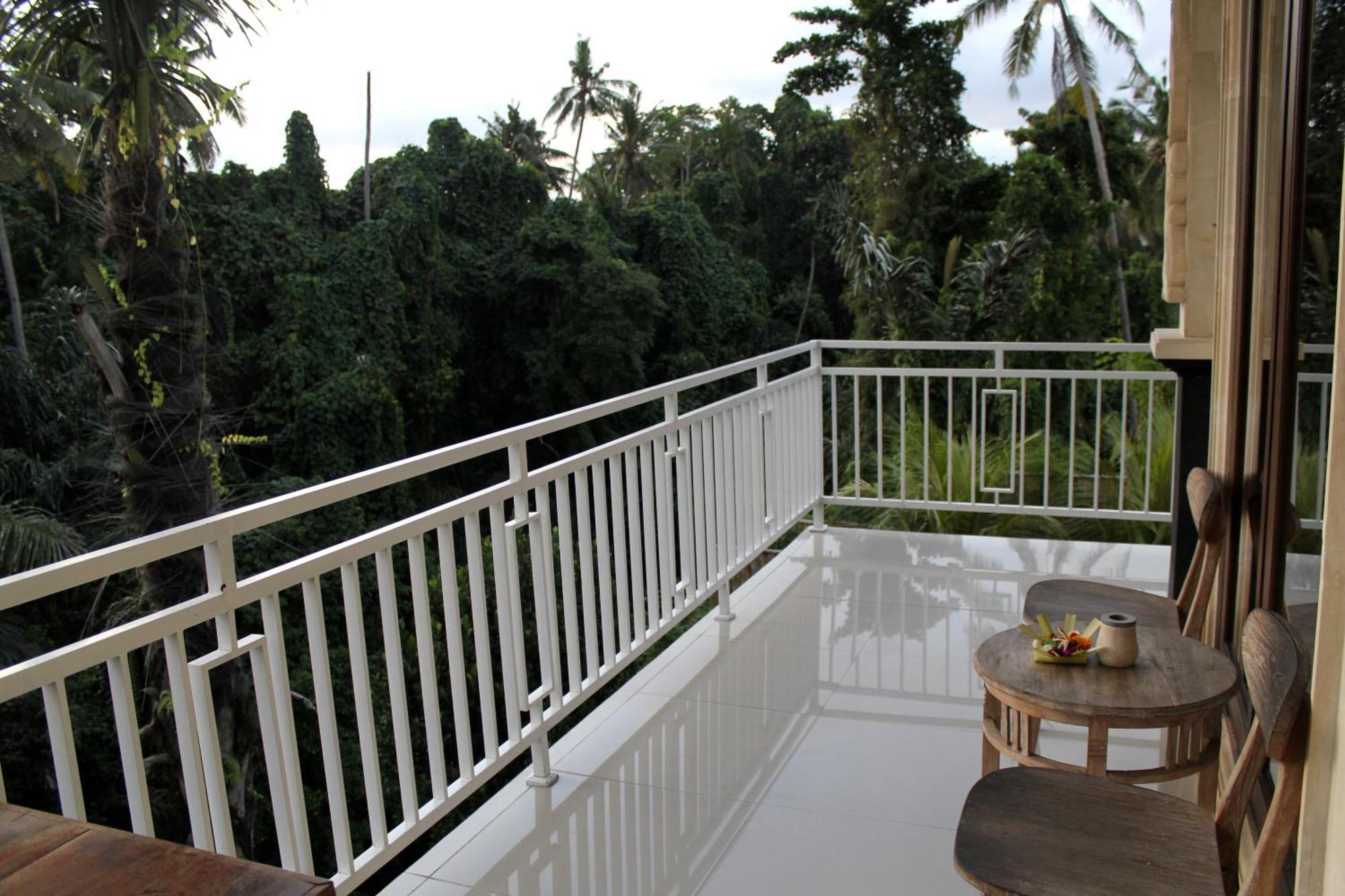 Hanaka Riverside * Ubud