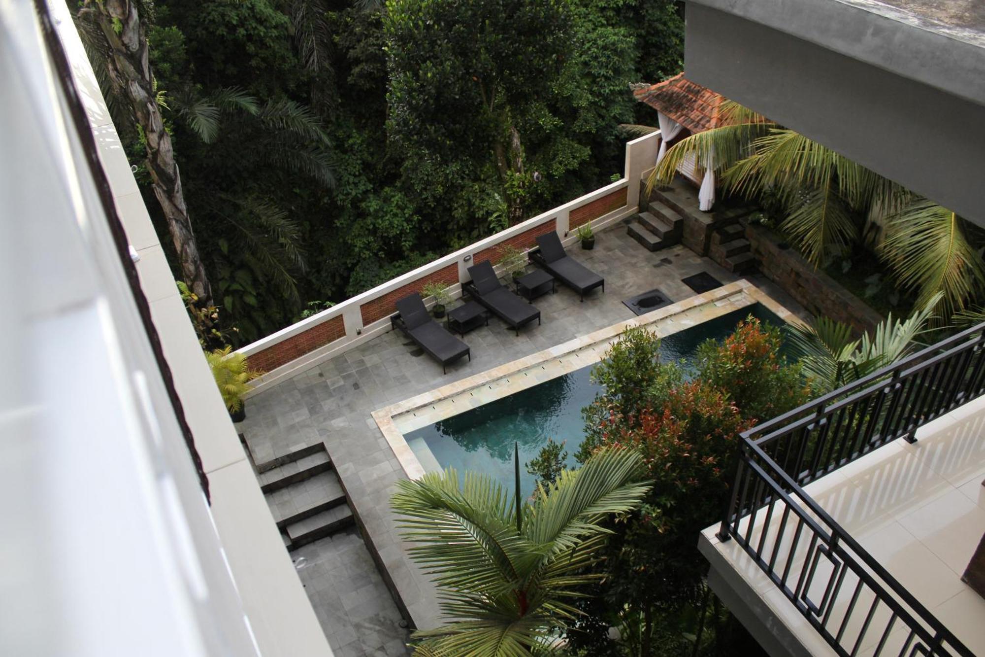 Hanaka Riverside Casa de hóspedes *